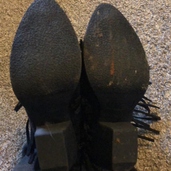 Coconuts by Matisse fringe booties. - Picture 3 of 4